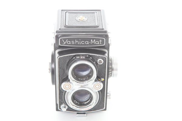 Yashica-Mat TLR with 80mm f3.5 with case