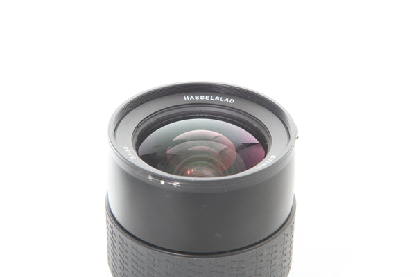 Hasselblad HC 50mm f3.5 with hood