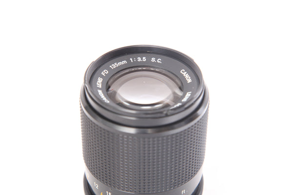 Canon FD 135mm f3.5 S.C. with hood BT-55