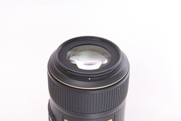 Nikon 105mm f2.8 AF-S VR Micro-Nikkor G IF-ED N VR