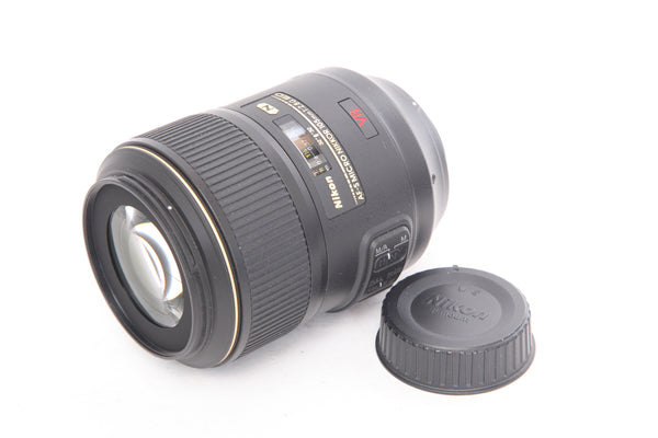 Nikon 105mm f2.8 AF-S VR Micro-Nikkor G IF-ED N VR with hood HB-38